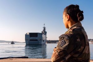 [COVID-19] Le Dixmude en route vers la Martinique, la Guadeloupe et la Guyane – Interview de la Ministre des Outre-mer – Situation des Antilles